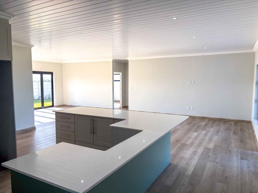 3 Bedroom Property for Sale in Stilbaai Wes Western Cape